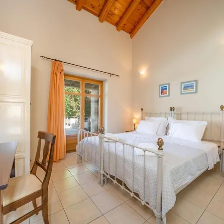 Delfini Villa